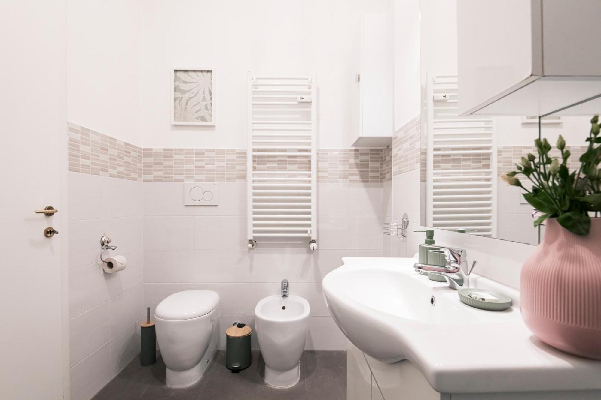 Cozy Apartament In Piazza 5 Giornate By Easylife Milano Eksteriør billede